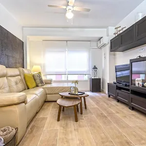 https://livemalaga-marques.hotelsinnerja.org